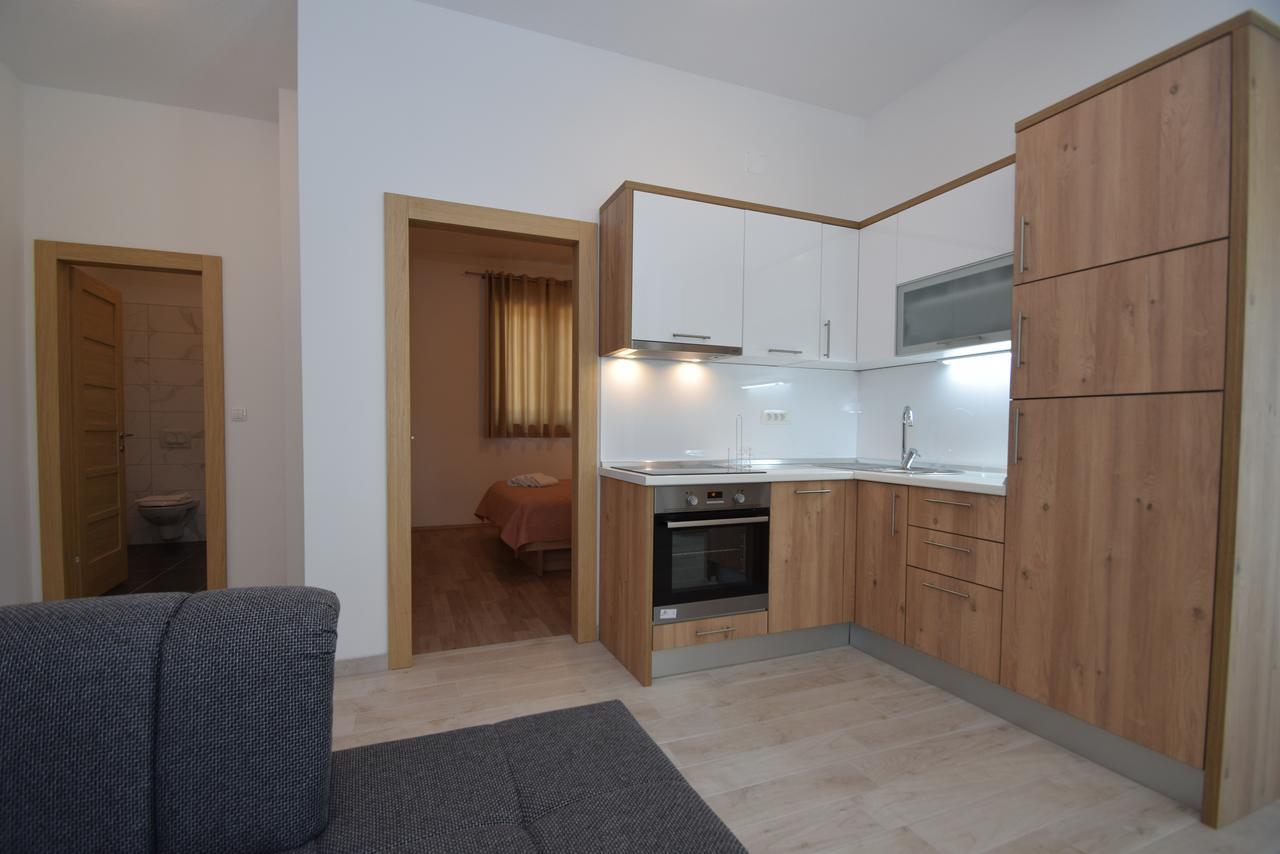 Apartment Anica Kuk Starigrad Paklenica Eksteriør billede