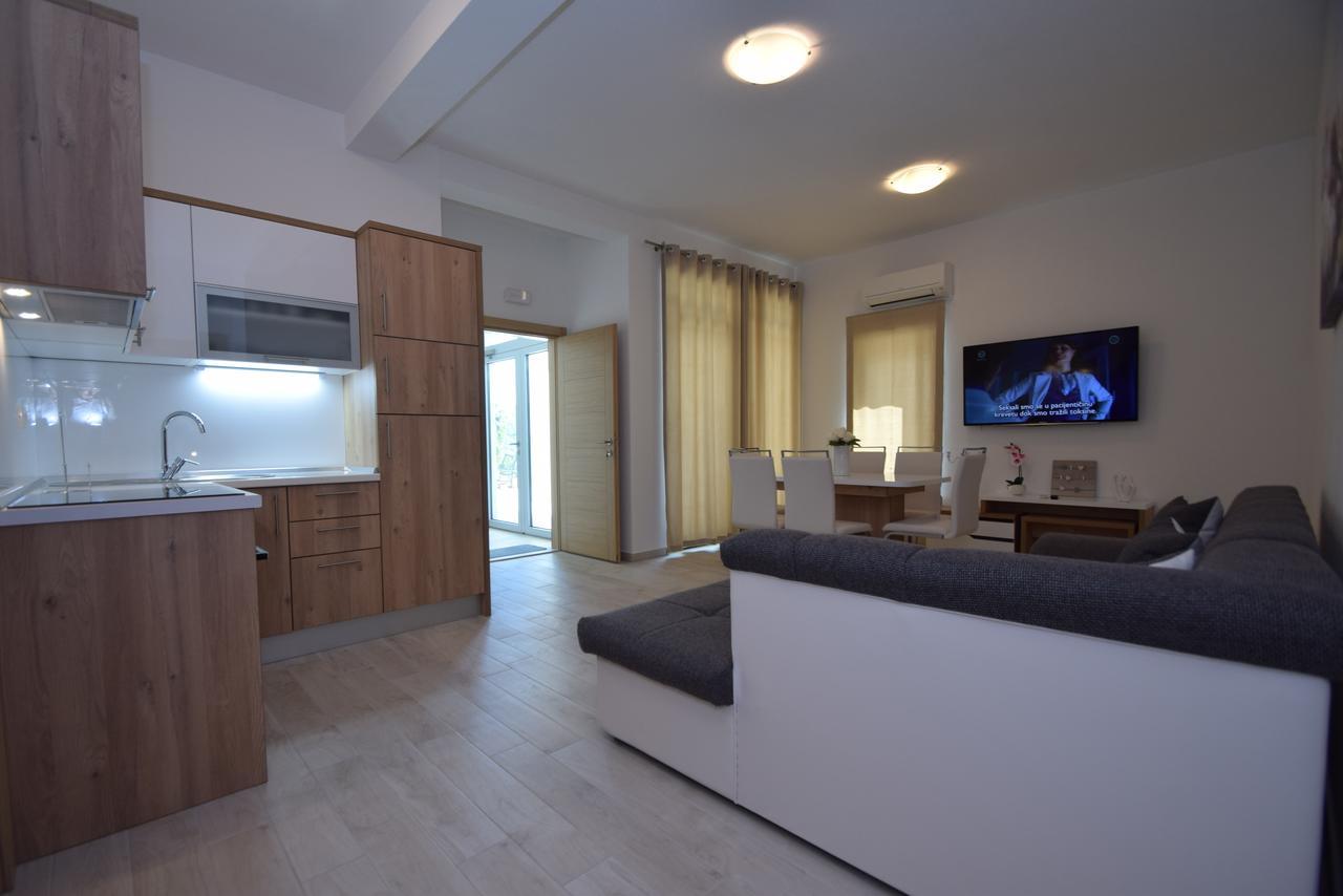 Apartment Anica Kuk Starigrad Paklenica Eksteriør billede