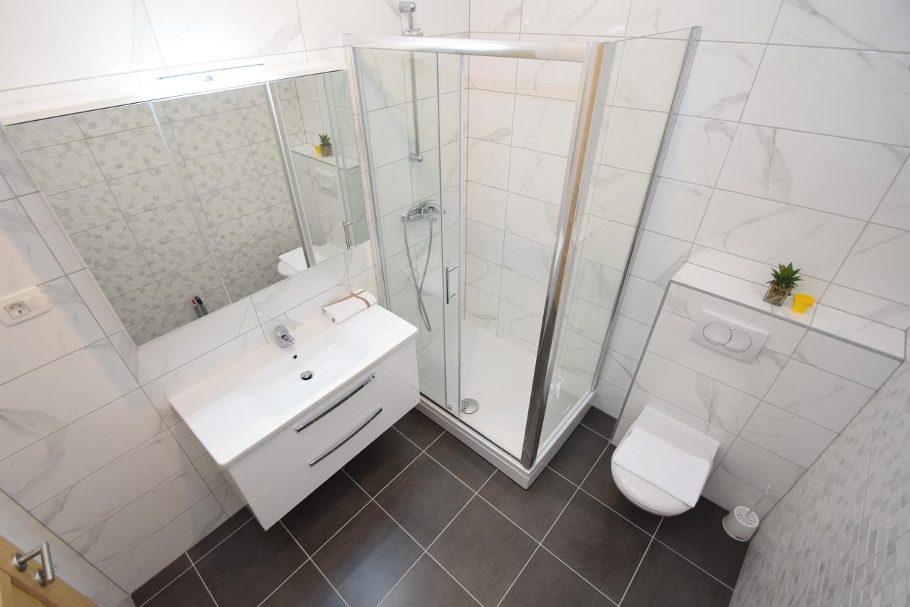 Apartment Anica Kuk Starigrad Paklenica Eksteriør billede