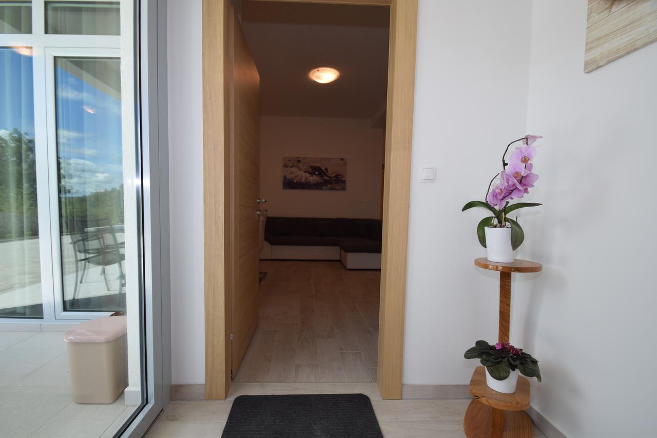 Apartment Anica Kuk Starigrad Paklenica Eksteriør billede