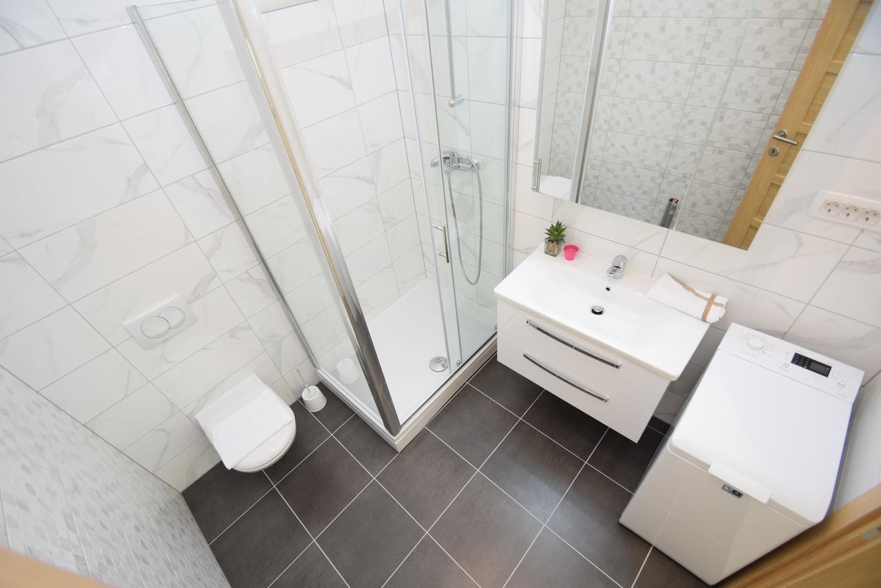 Apartment Anica Kuk Starigrad Paklenica Eksteriør billede